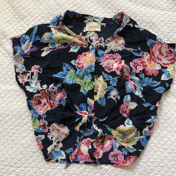 Silk top - Picture 1 of 5